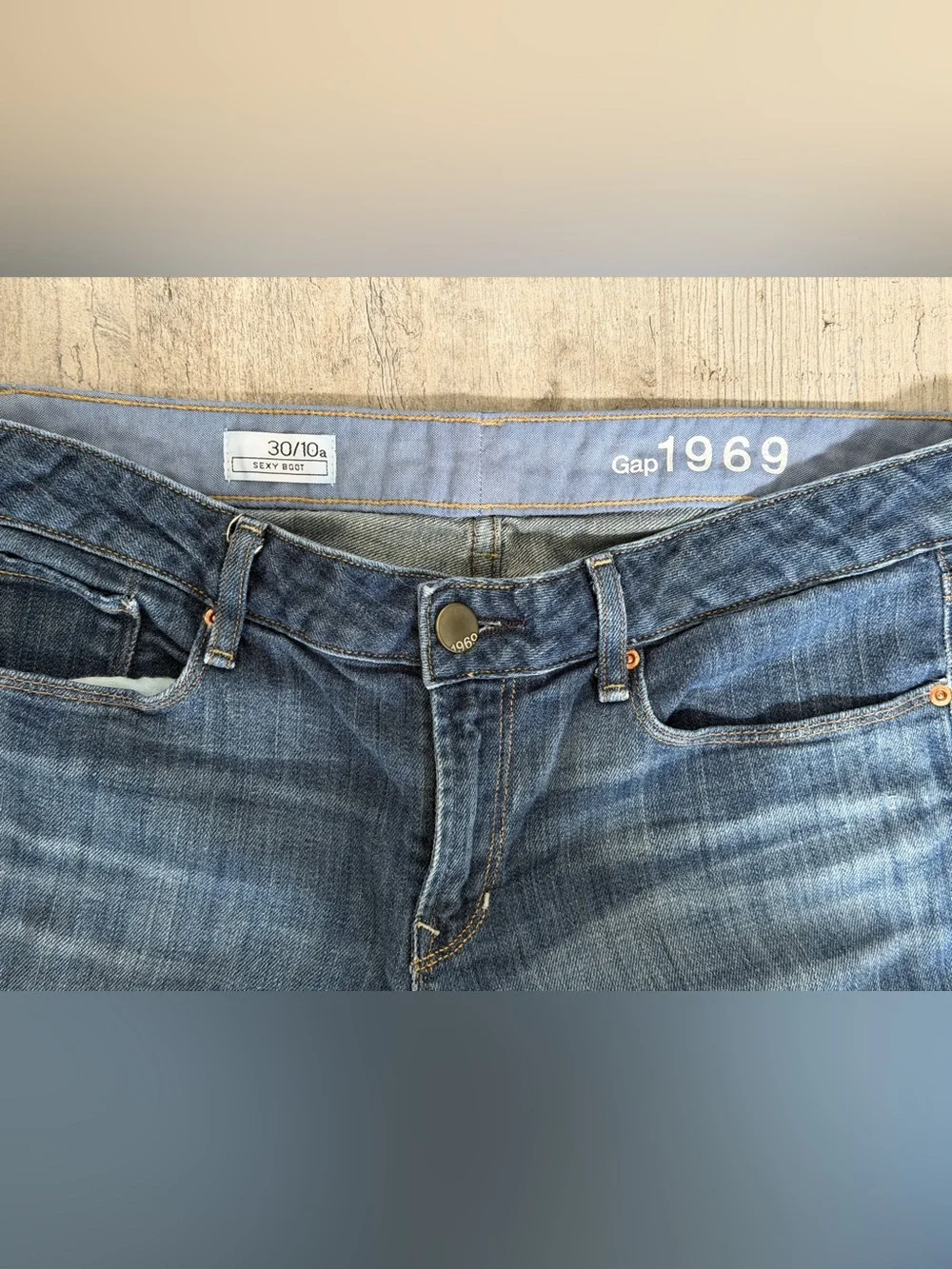 GAP 1969 Sexy Boot 30/10a Medium Tint Cotton Jeans